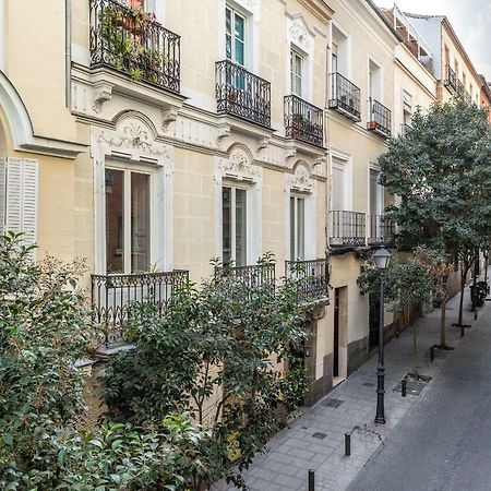 Waou Sol Es Mia - Corta Duracion Apartment Madrid Exterior photo