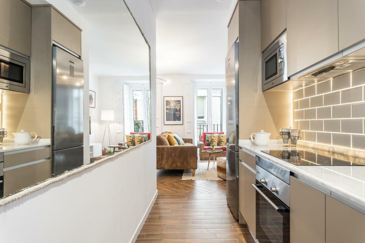 Waou Sol Es Mia - Corta Duracion Apartment Madrid Exterior photo