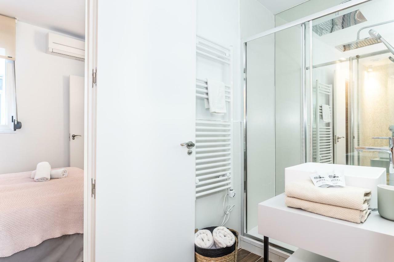 Waou Sol Es Mia - Corta Duracion Apartment Madrid Exterior photo